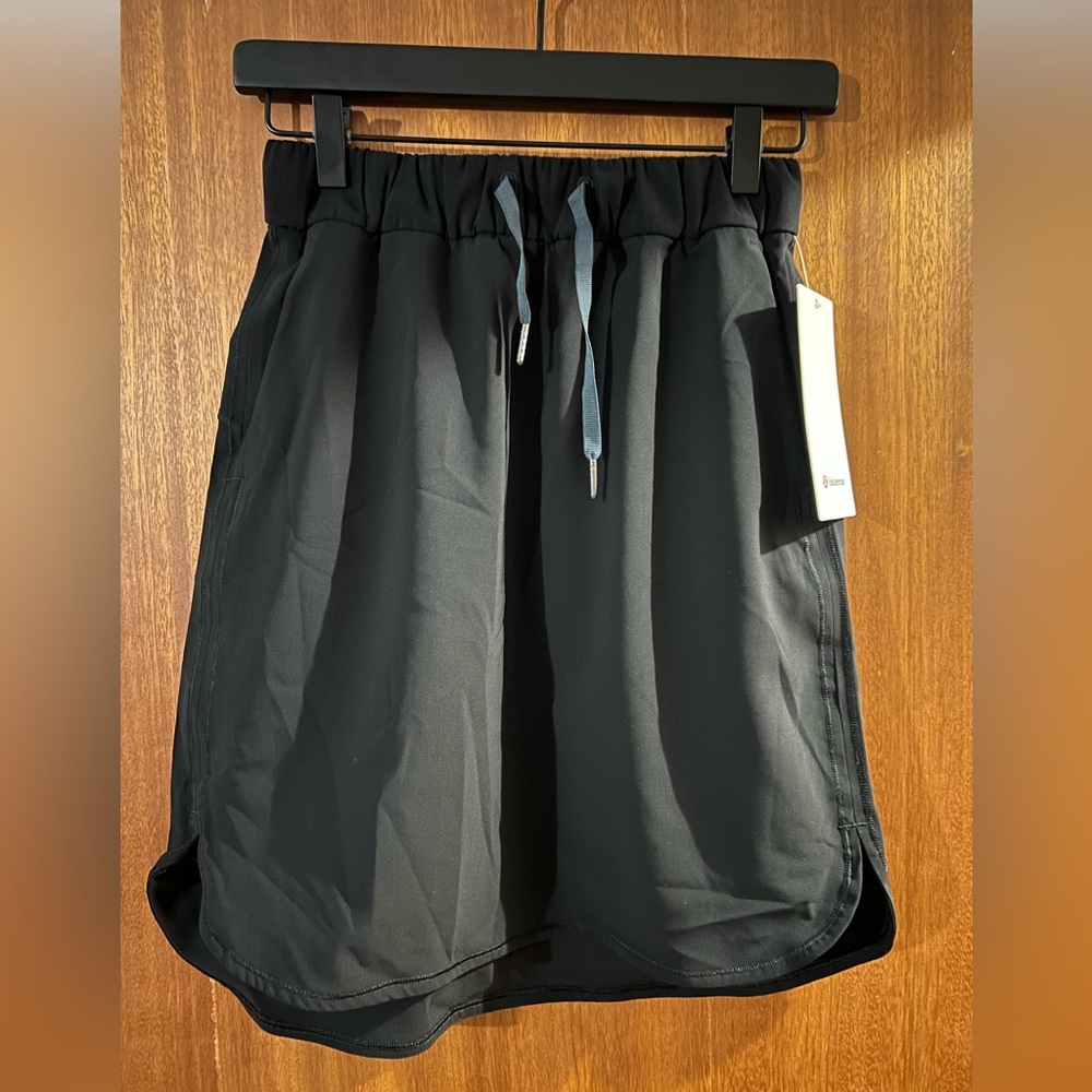 Lululemon On the Fly Skirt